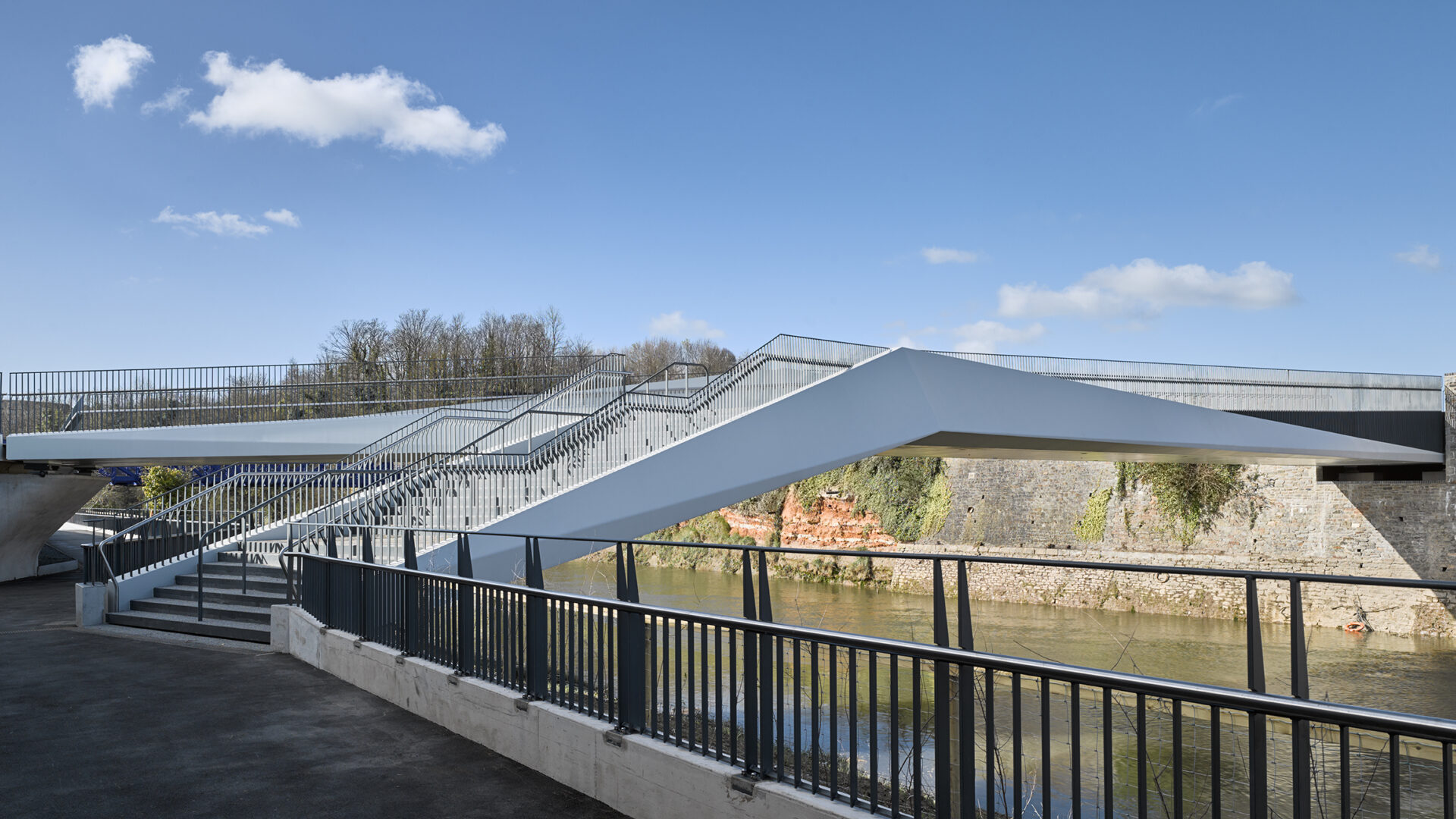 View from walkway of the whole footbridge crossing the River Avon in Bristol