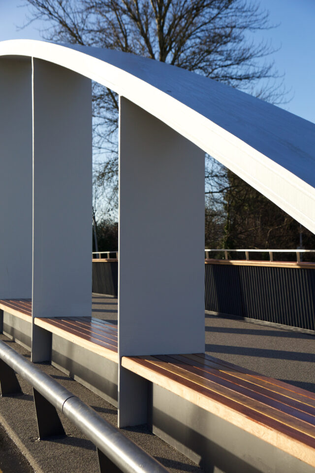 Close up of the arch of the Destructor Bridge
